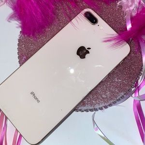 IPhone 8plus ( Rose Gold )(USED )